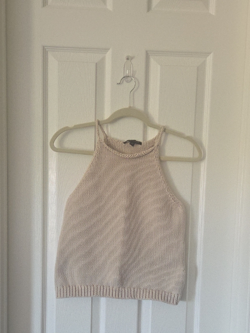Banana Republic Cream Knit Halter Tank Top. Size S.